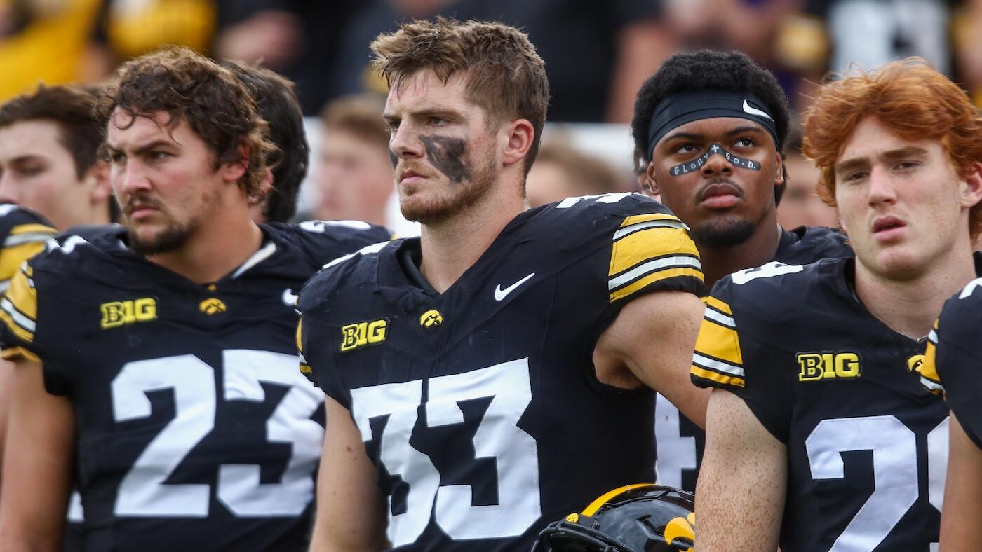 How eight-man football shaped breakout Iowa star linebacker Cam Buffington