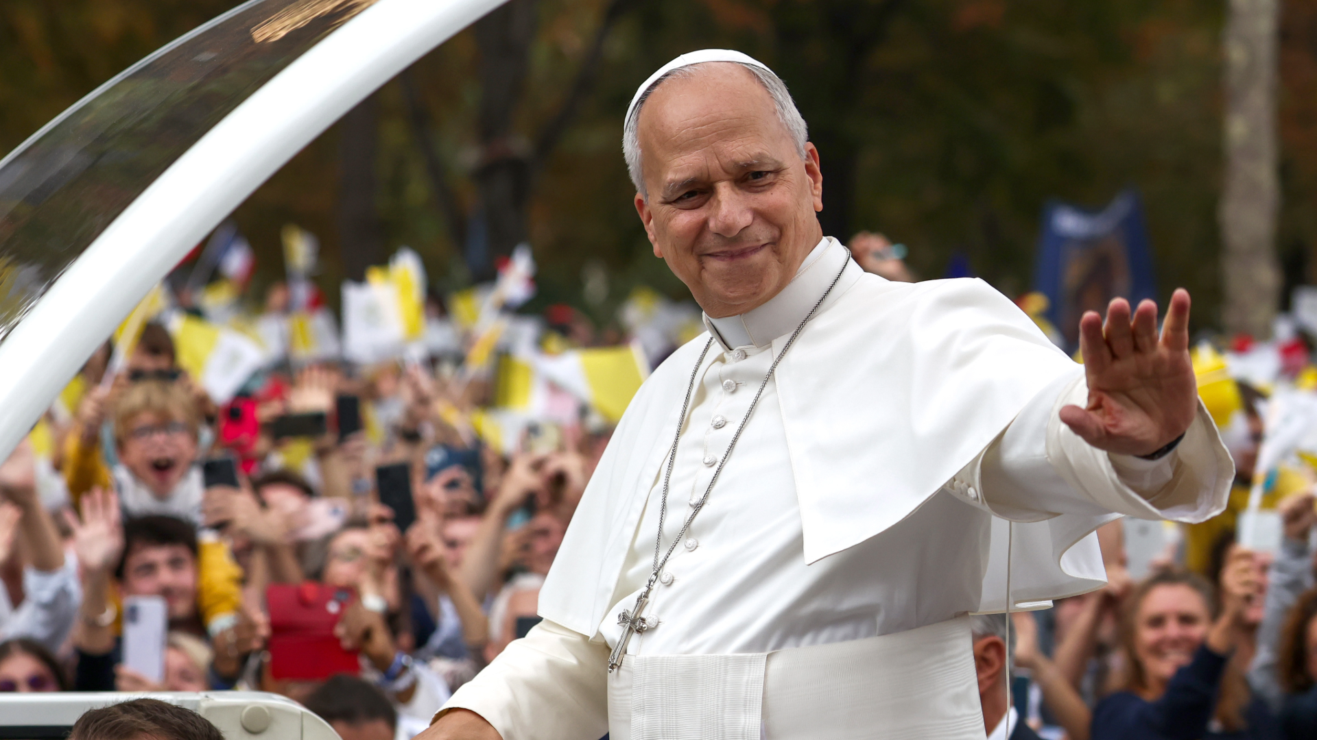 Pope Leo XIV won't confirm (or deny!) any divine intervention in White Sox's miraculous turnaround