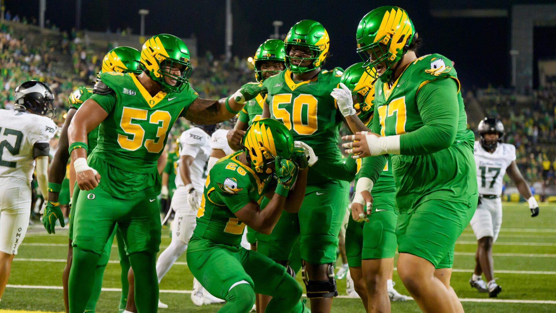 Week 4 college football picks, predictions: Nearly $2,000 in sportsbook promos at DraftKings, BetMGM, FanDuel