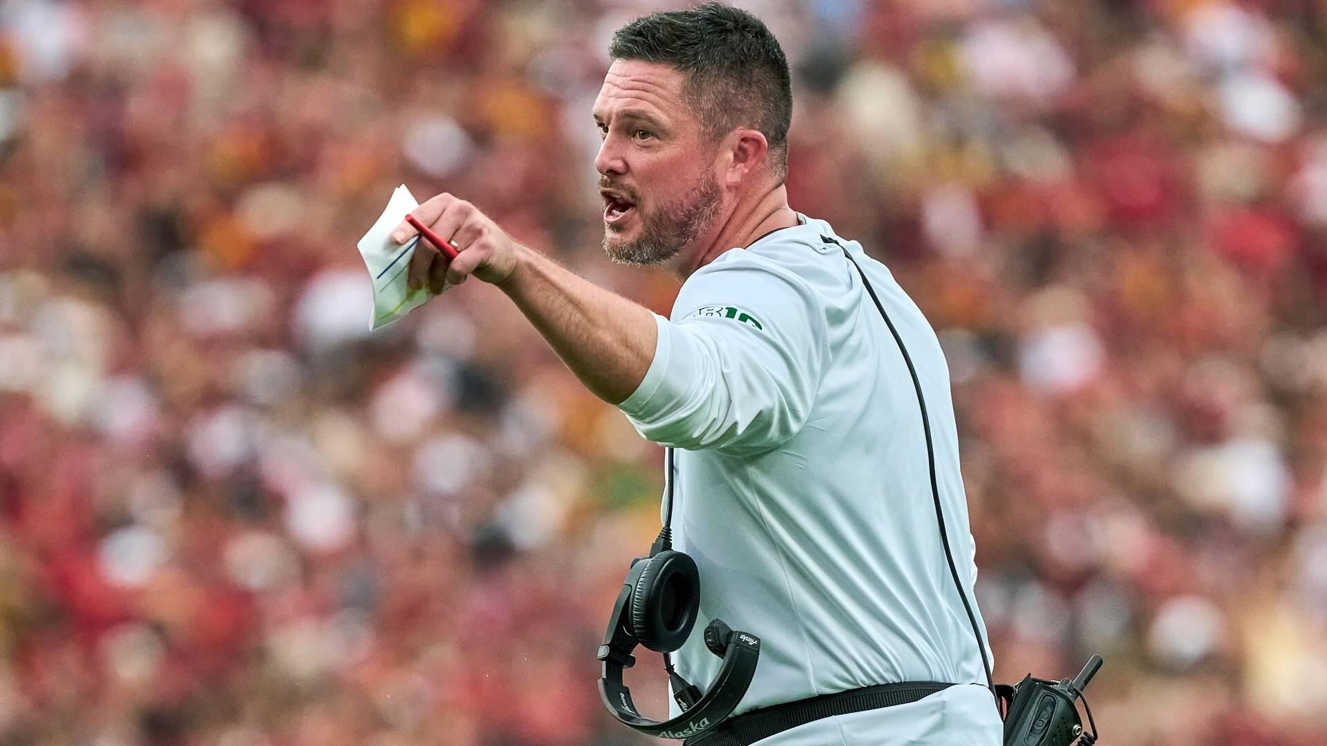 Dante Moore injury: Dan Lanning incensed on sideline, drops hammer on USC in postgame presser