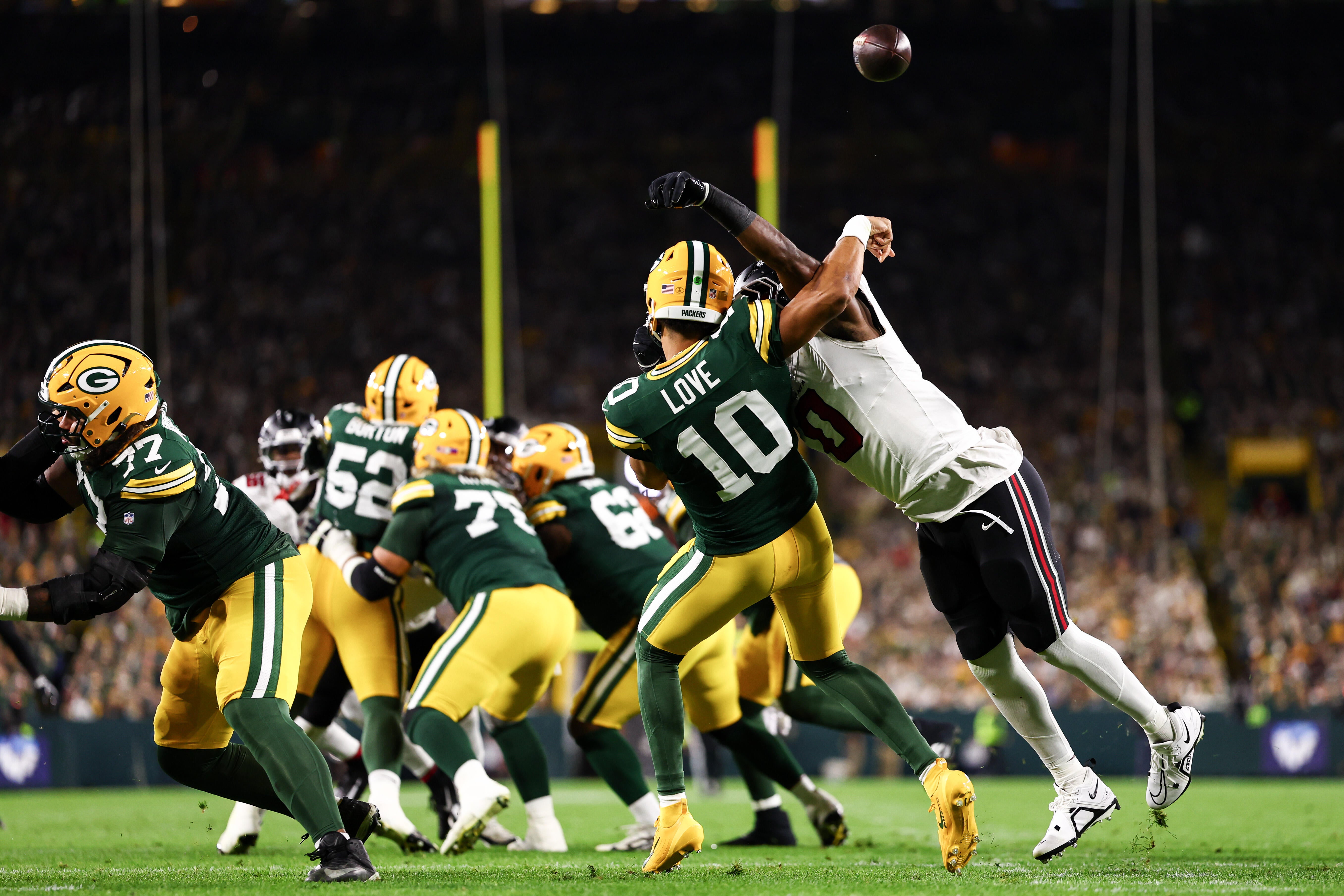 Quick fix? Desperation? Packers overhaul leaky offensive line with signings of three veterans