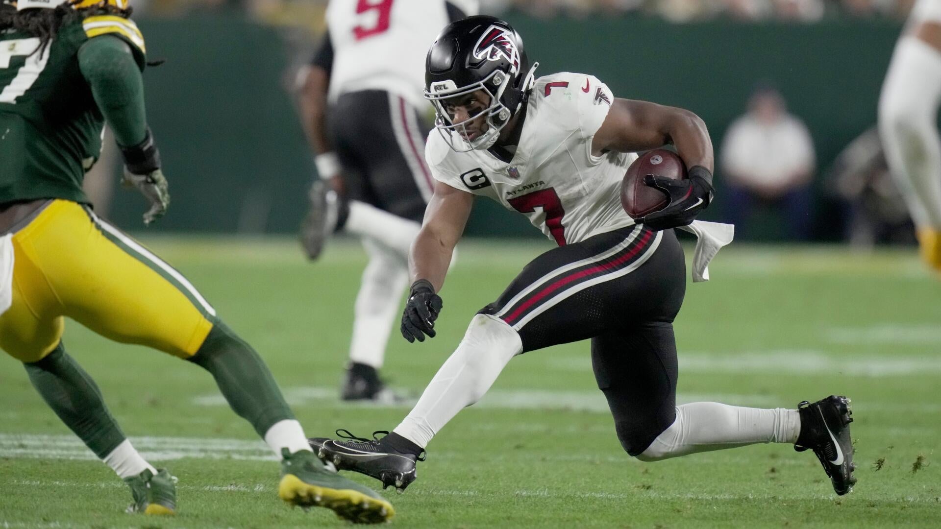 Bijan Robinson, Chris Olave fantasy football news — ADP impact
