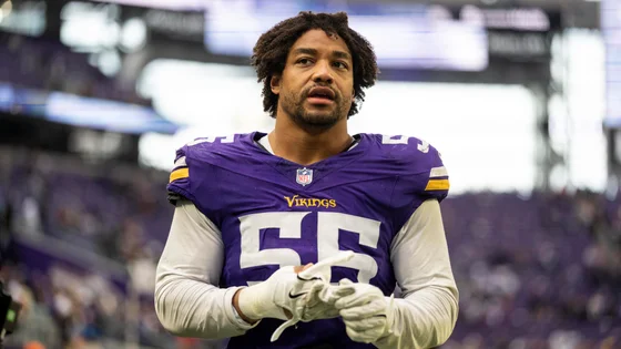 Washington Commanders v Minnesota Vikings - NFL 2025