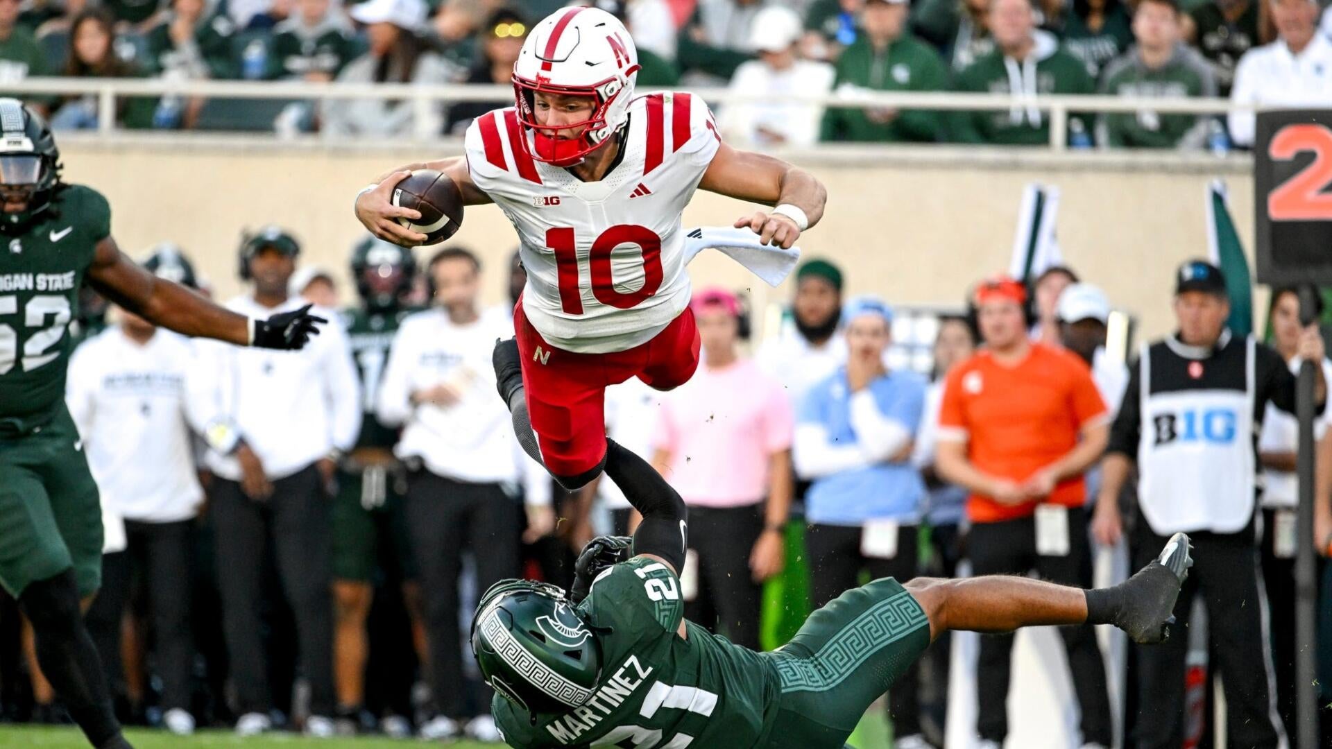 College football odds, picks, predictions for Week 6, 2026: Computer likes Arkansas, Nebraska