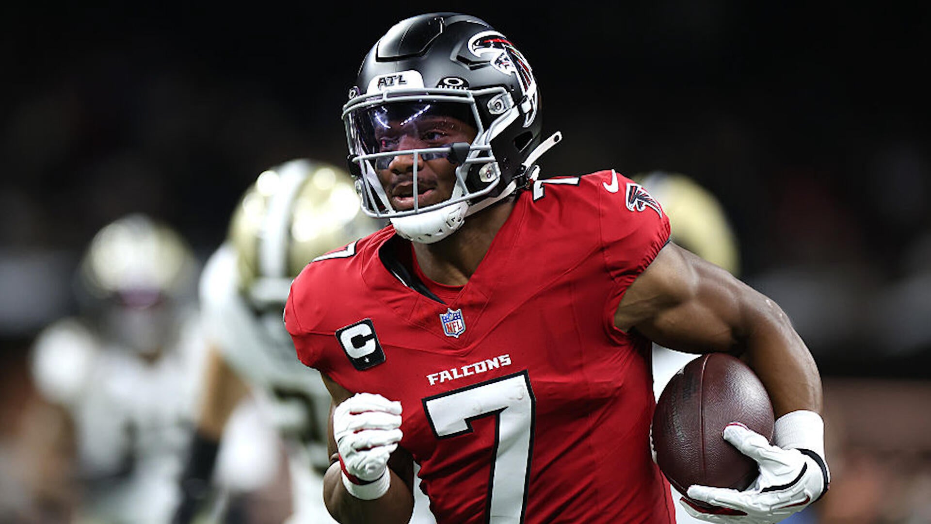 https://sportshub.cbsistatic.com/i/2026/10/06/86b11a6c-08b8-4f03-84d9-2178bc42b0e1/falcons.jpg