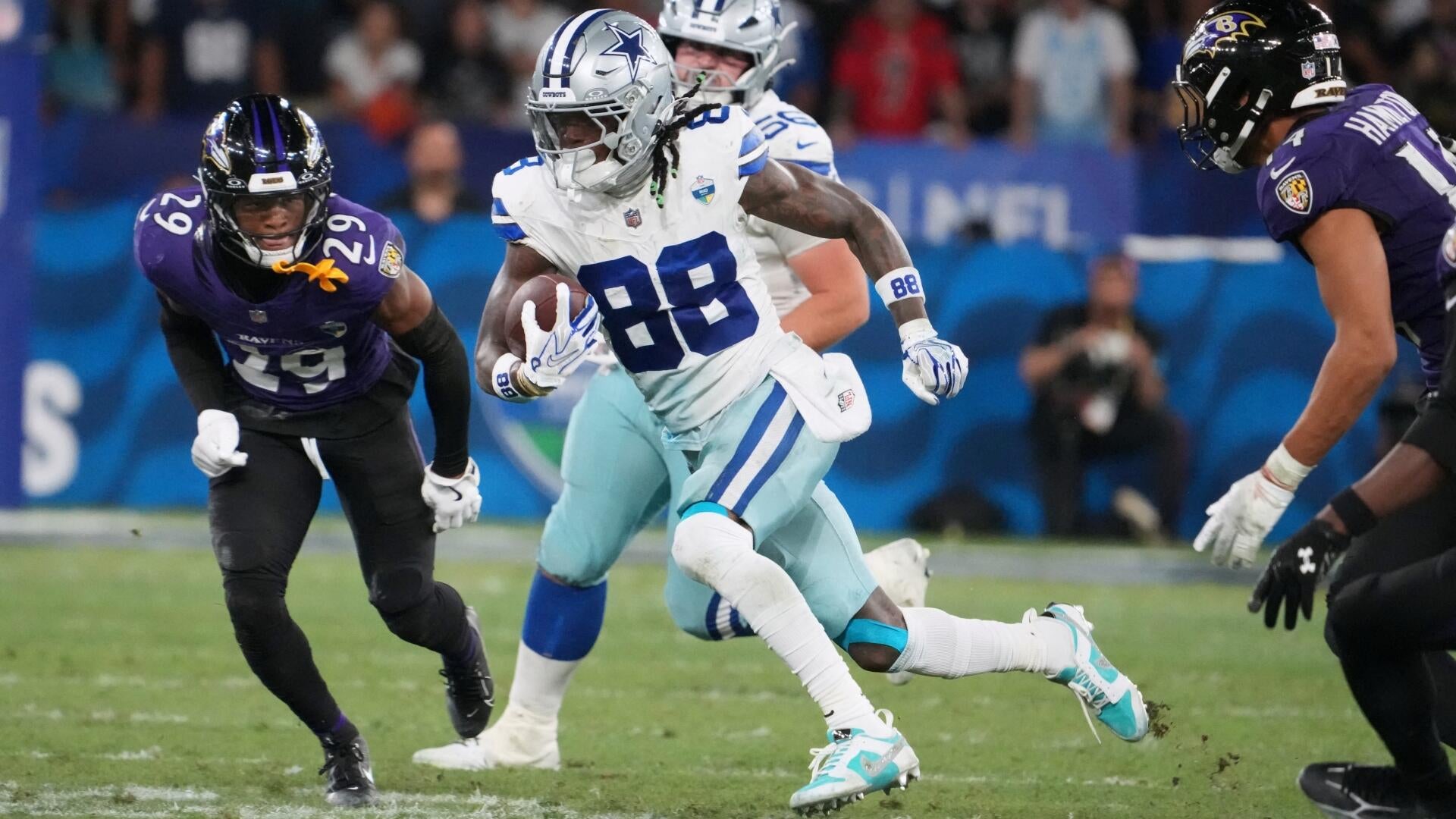 Cowboys vs. Buccaneers: Week 5 'Thursday Night Football' predictions from a proven model