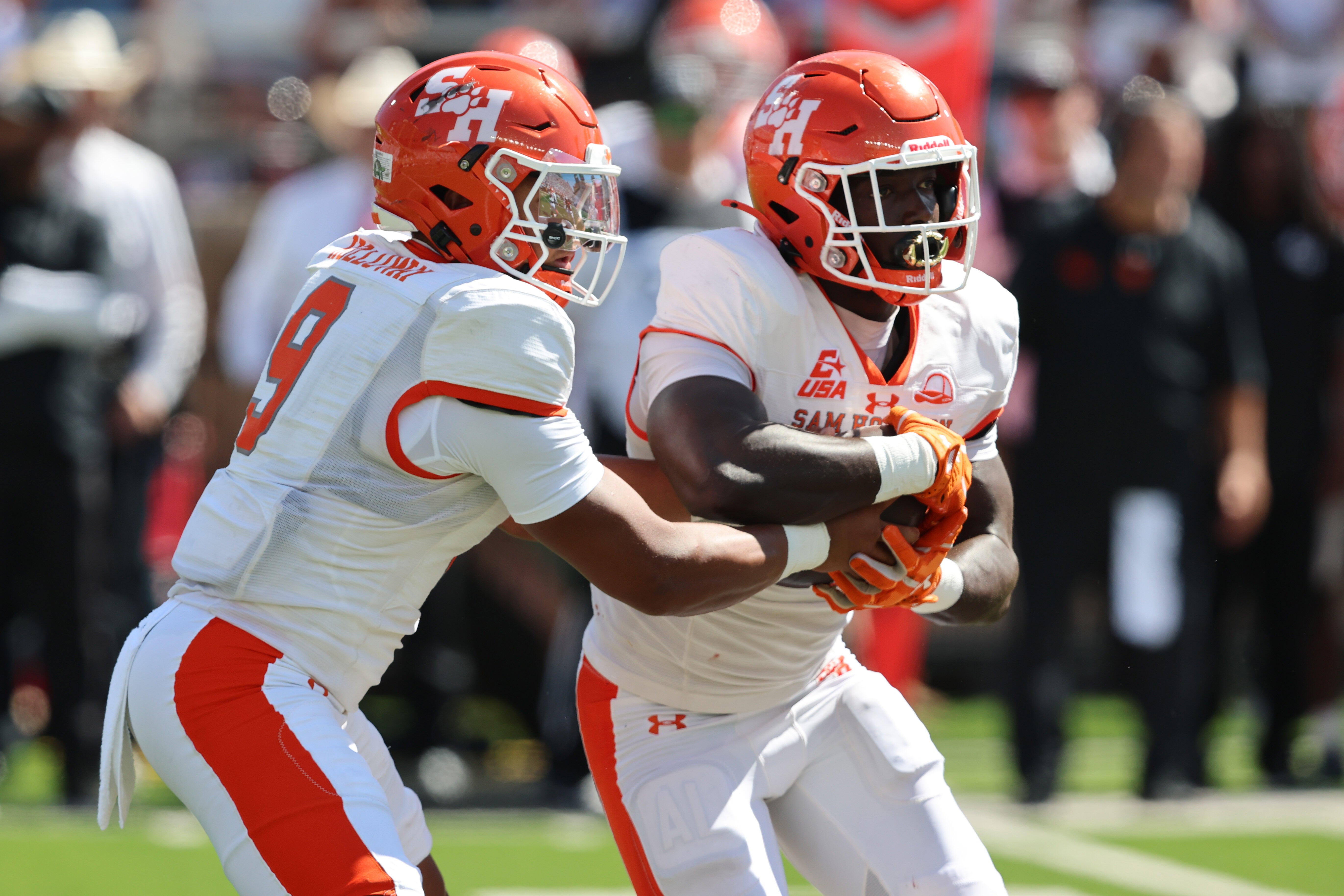 Sam Houston vs. Liberty prediction, odds, time: Week 6 college football Thursday picks by proven model