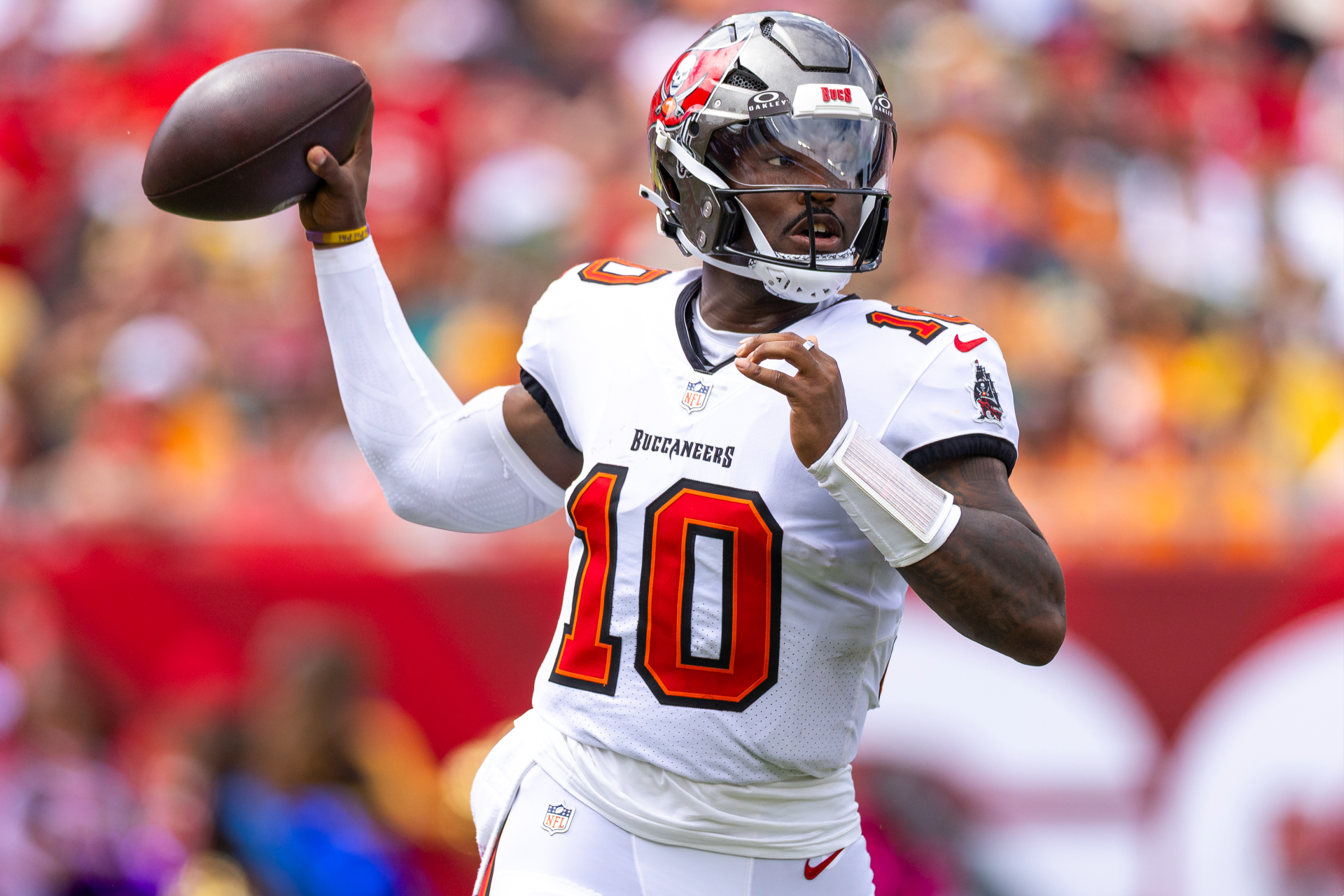 Cowboys vs. Buccaneers preview: Can Tampa Bay slow down CeeDee Lamb and high-powered Dallas offense?