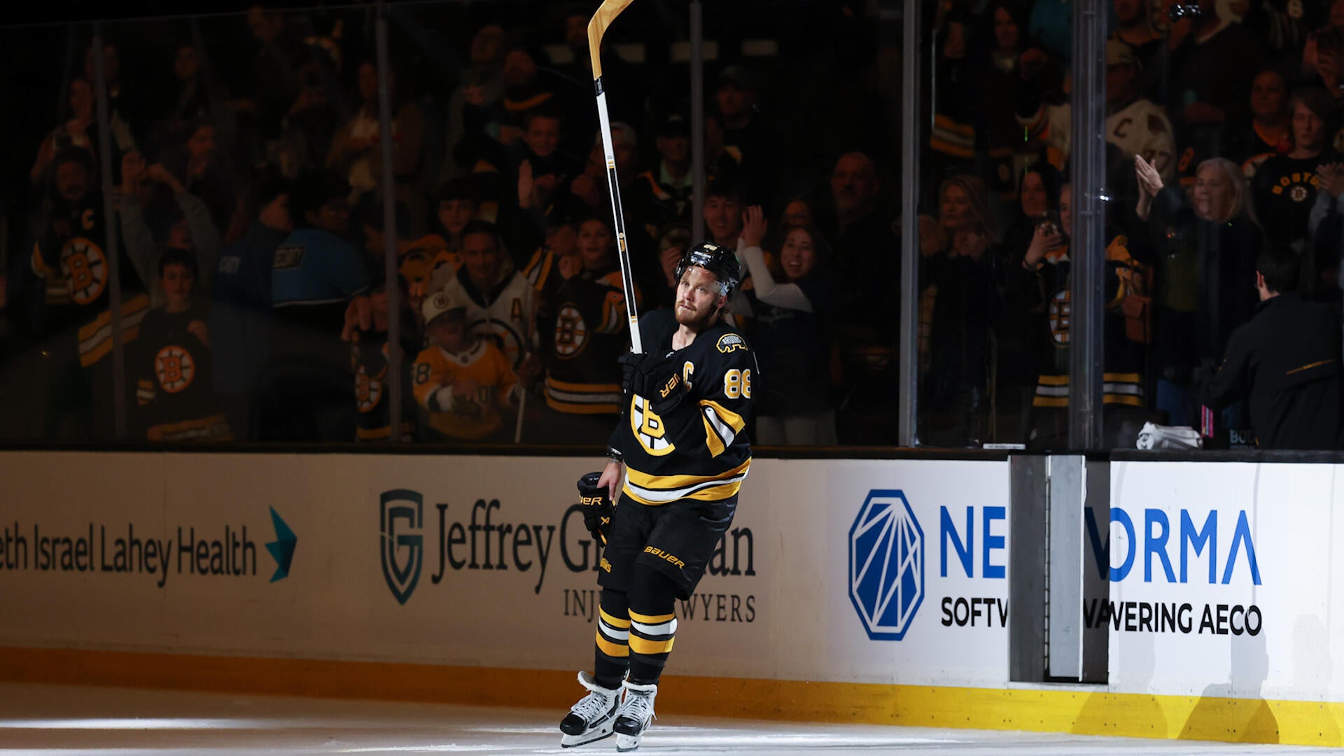 Highlights: Mammoth at Bruins (10/8)