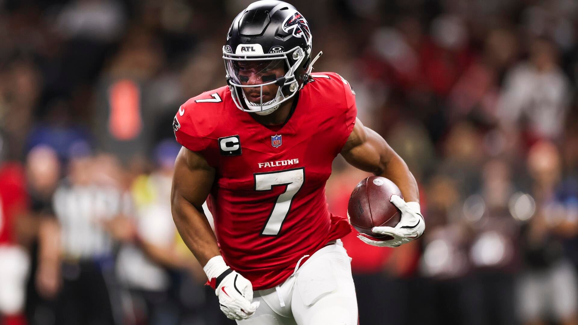 Falcons vs. Ravens: How to watch Bijan Robinson vs. Derrick Henry on 'SNF'