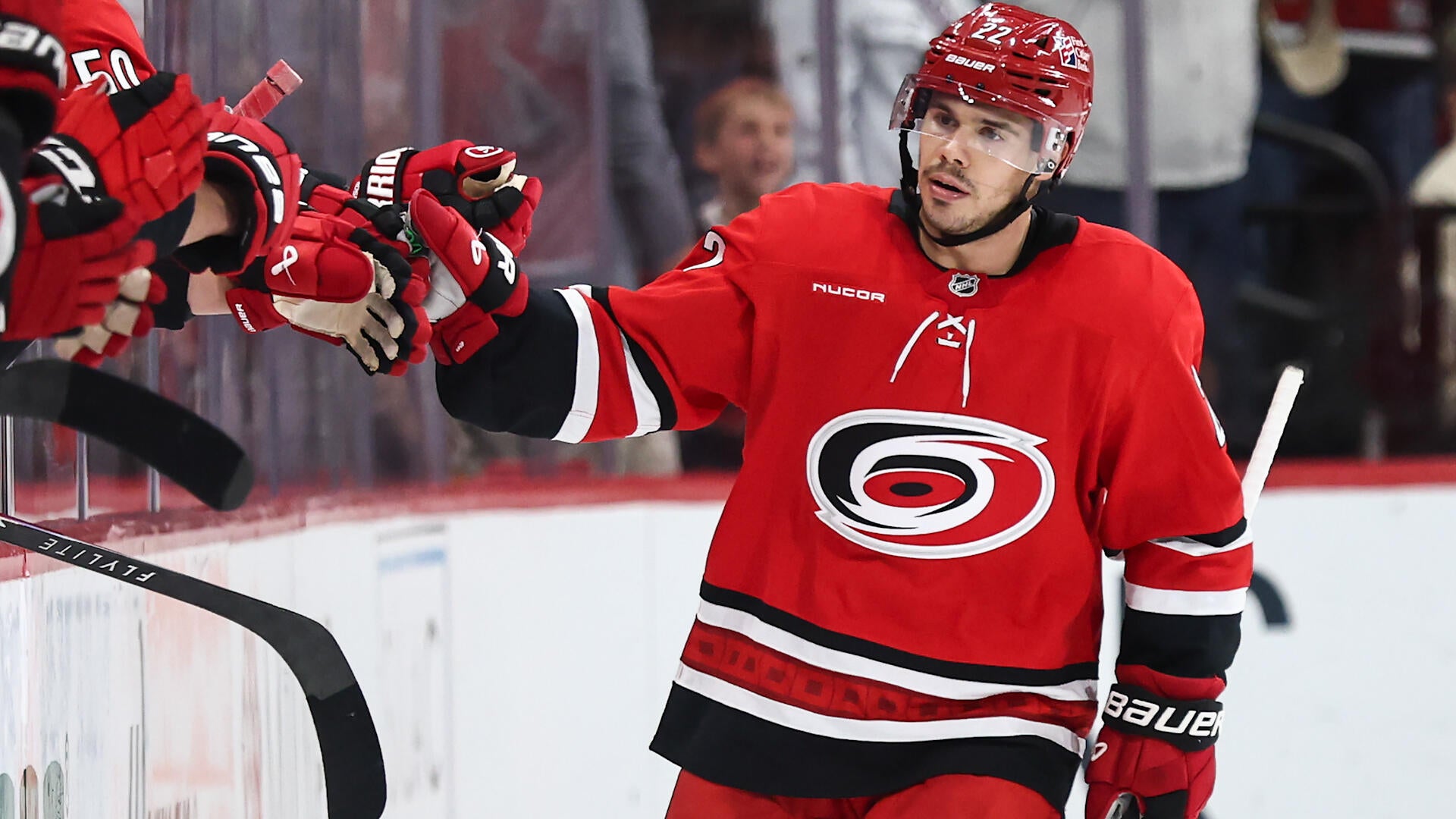 Highlights: Canucks at Hurricanes (10/8)