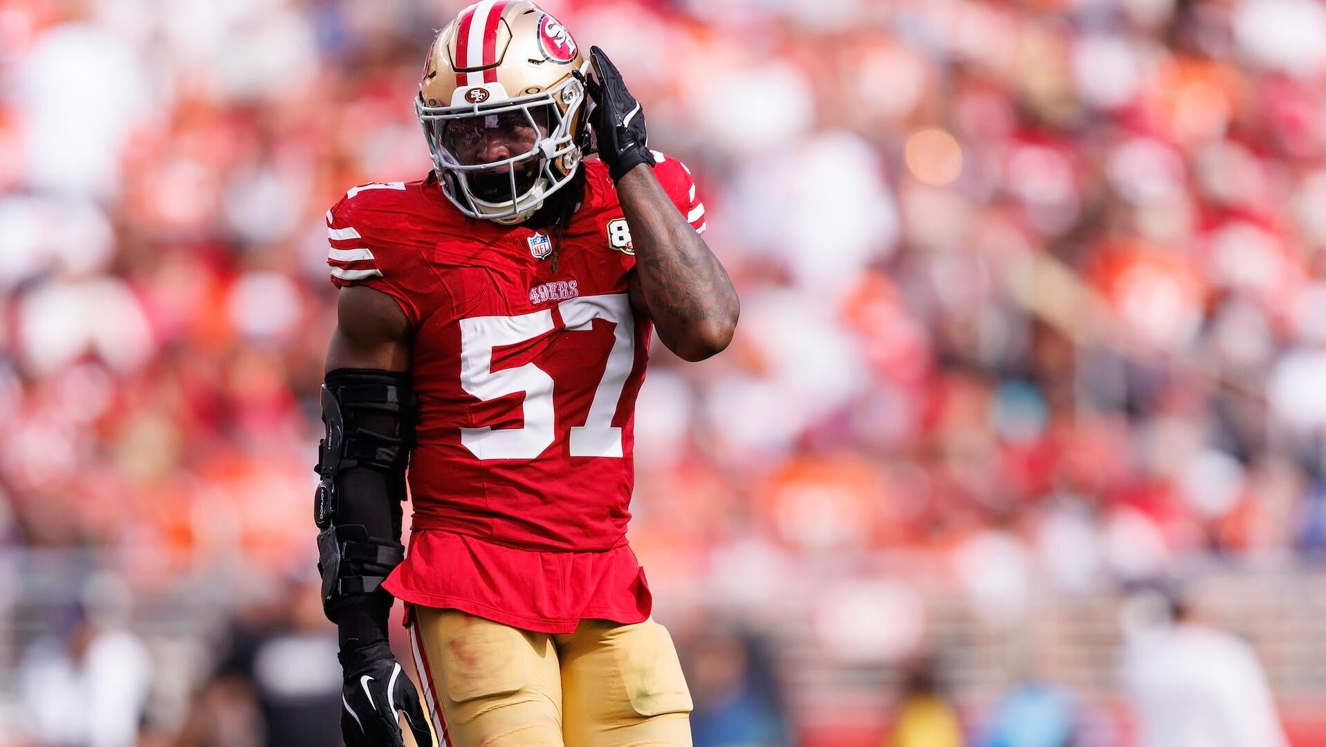 49ers LB Dre Greenlaw ejected after head-butting a Seahawks player