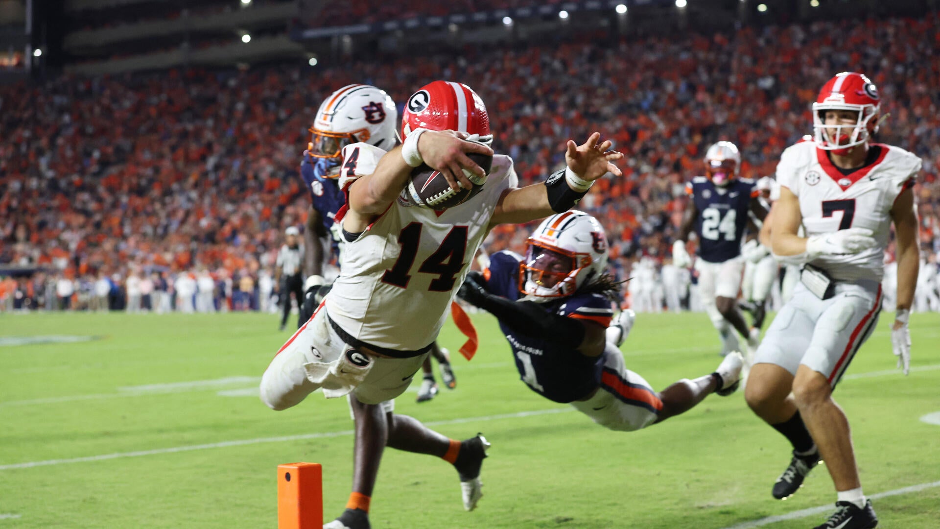 Florida vs. Georgia prediction, odds, time: Week 9 college football picks from advanced model