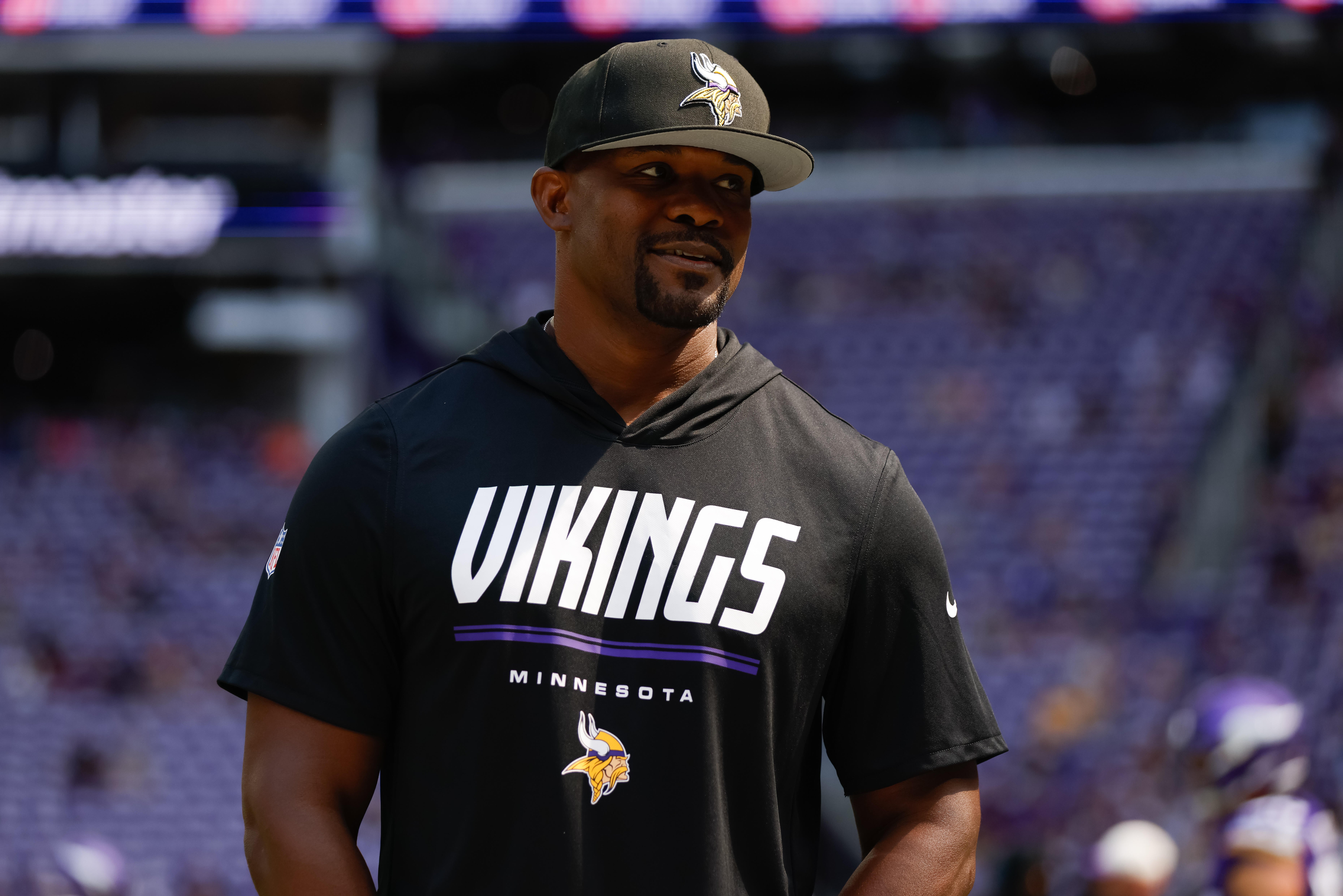 Brian Flores-NFL lawsuit: Recruiting firm memo filled with racial stereotypes, attorneys claim
