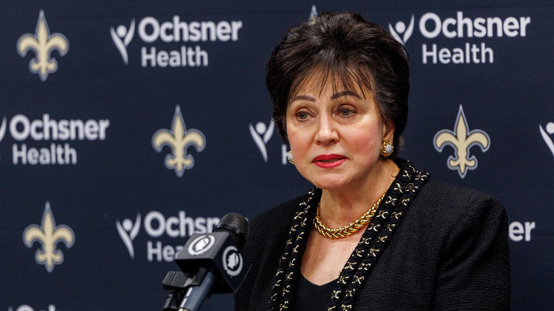 Saints owner Gayle Benson voices frustration with 1-4 record, emphasizes 'urgency' to improve