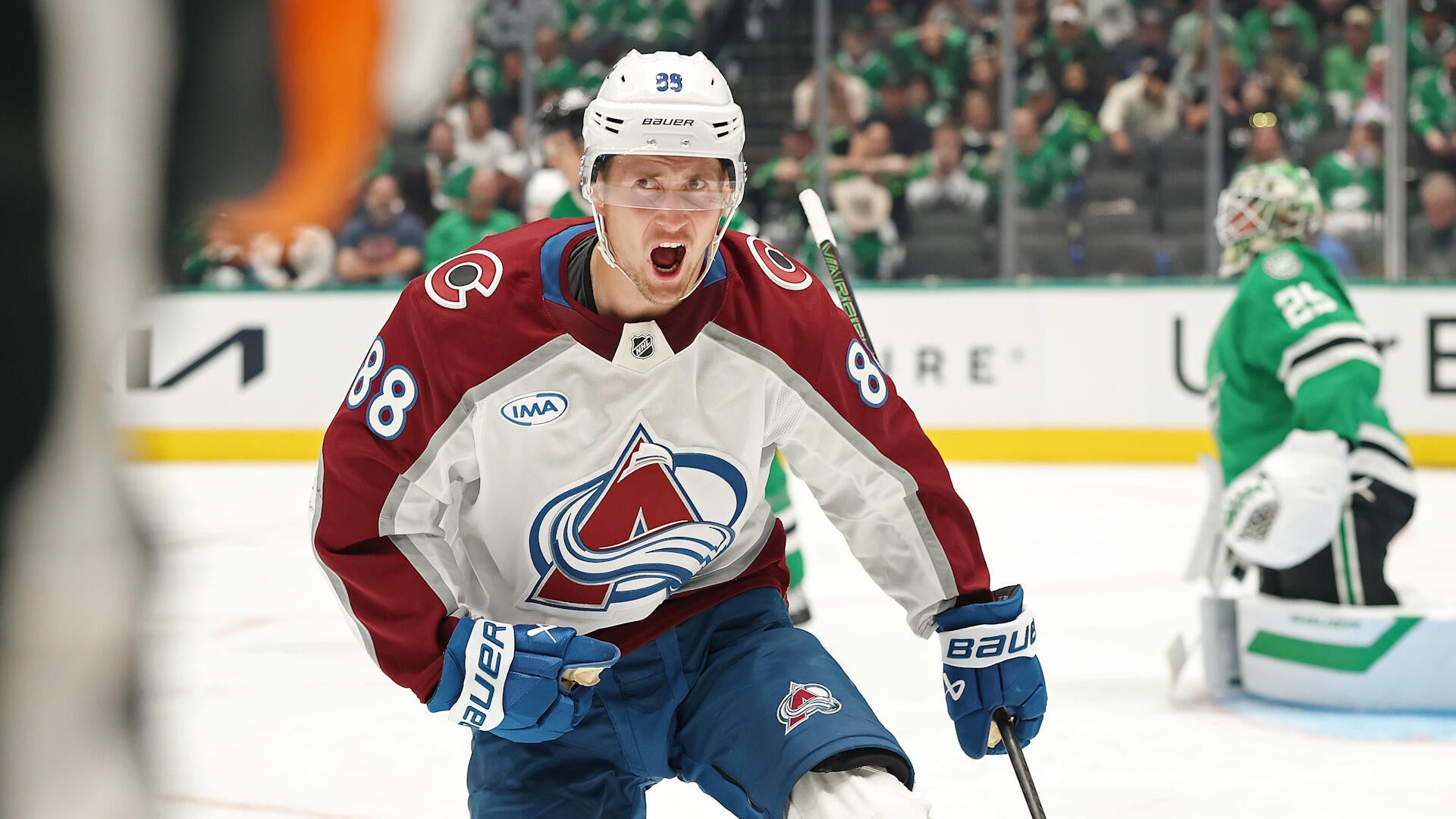 Highlights: Avalanche at Stars (10/13)