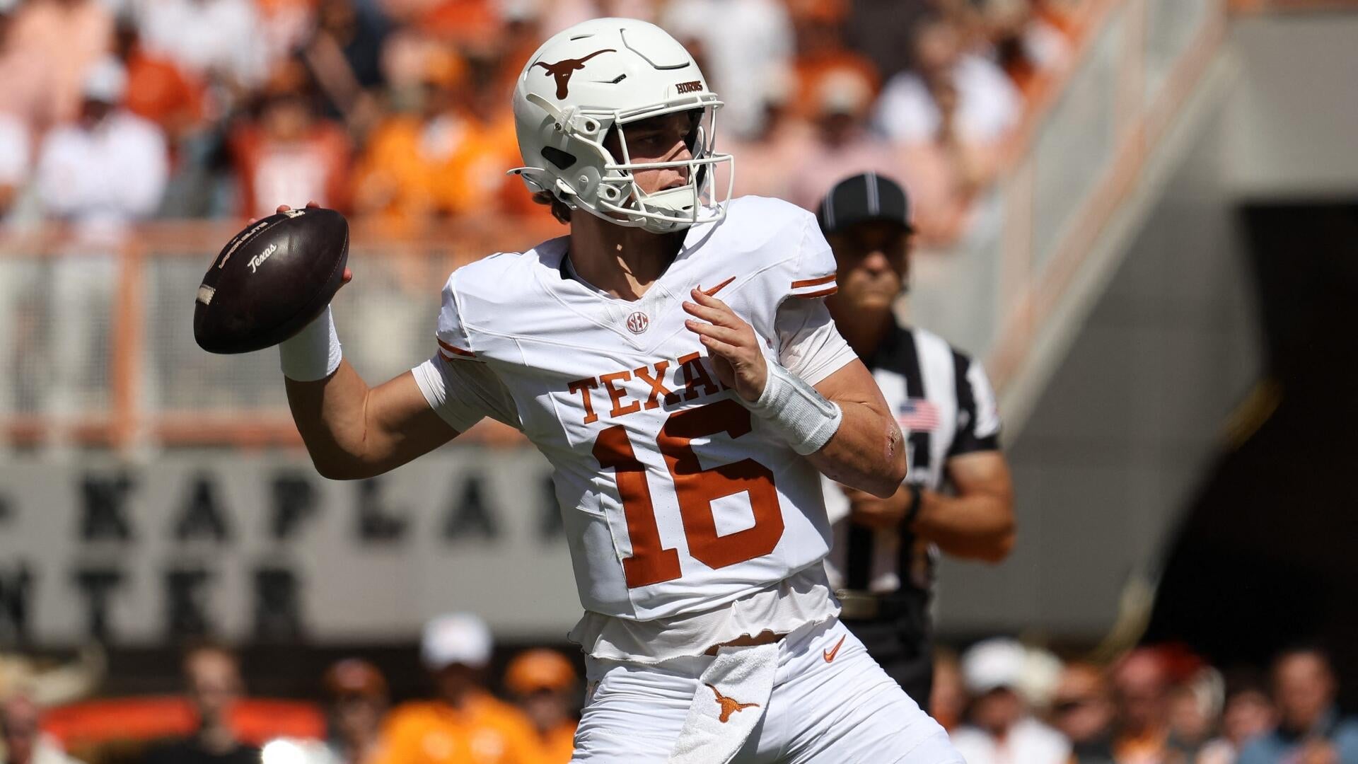 Image from CBS Sports's coverage: Texas vs. Florida prediction, odds, time: Week 7 college football picks from proven model