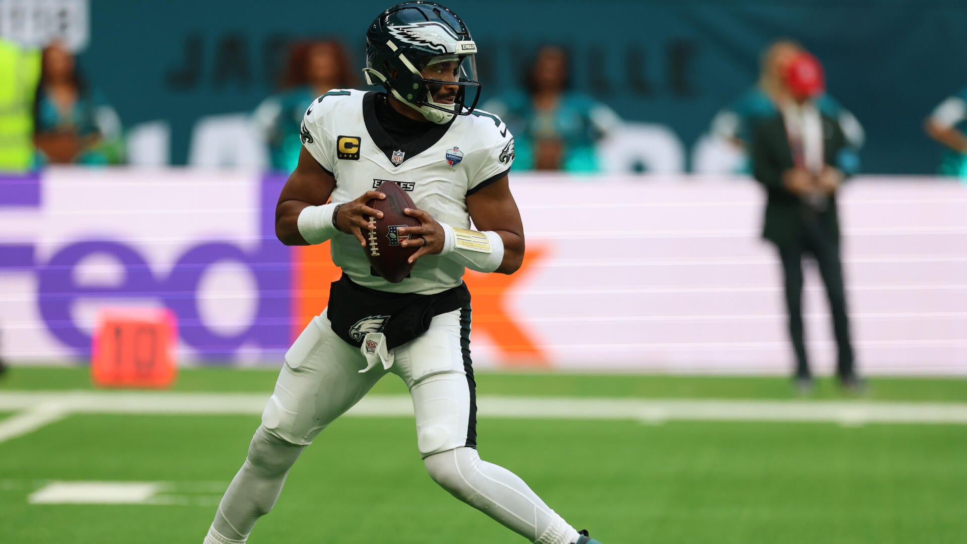 Week 6 Fantasy Football injuries: Jalen Hurts out, likely not the only Eagle