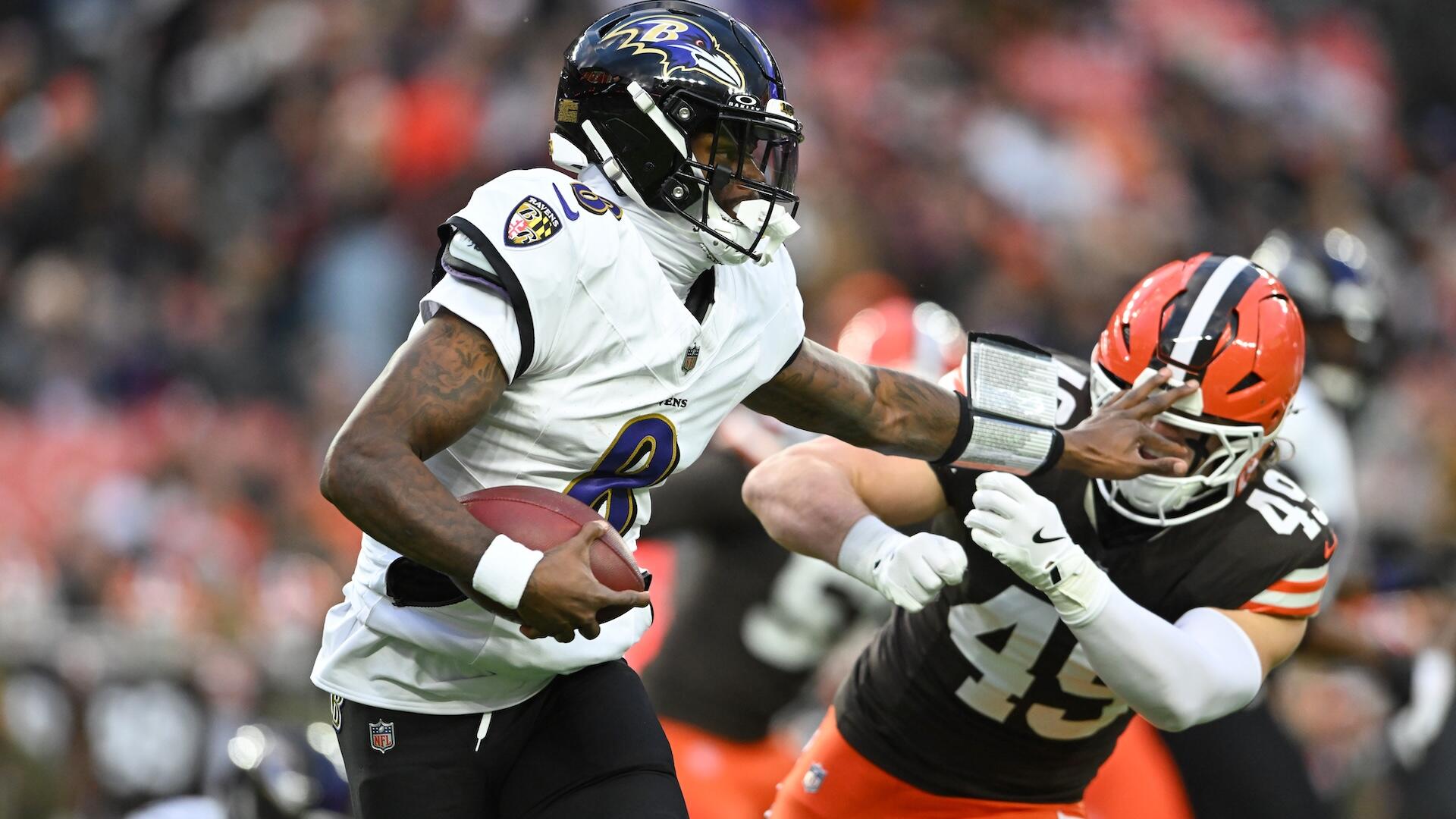 NFL Week 6 picks: Our experts face off on Ravens at Browns, Packers vs. Cowboys and more