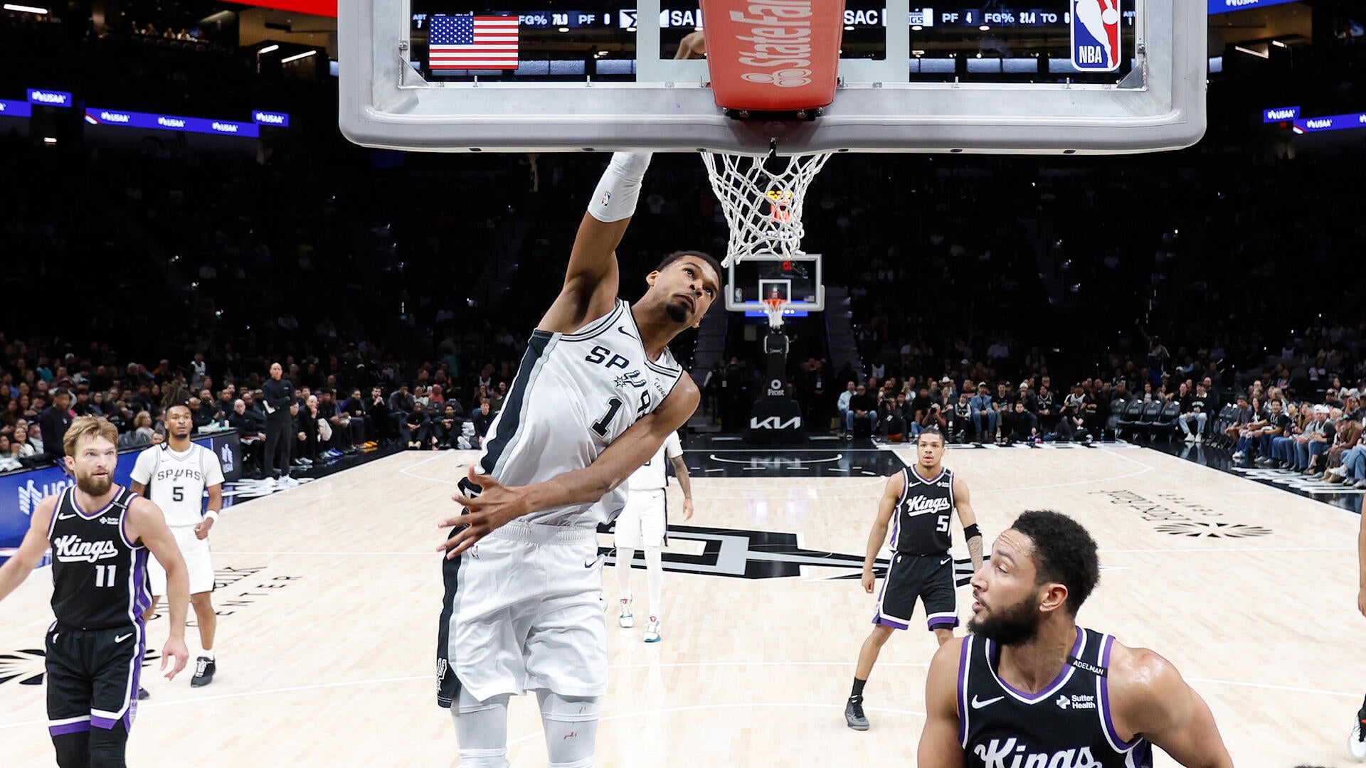 NBA Preseason Highlights: Kings at Spurs (10/16)