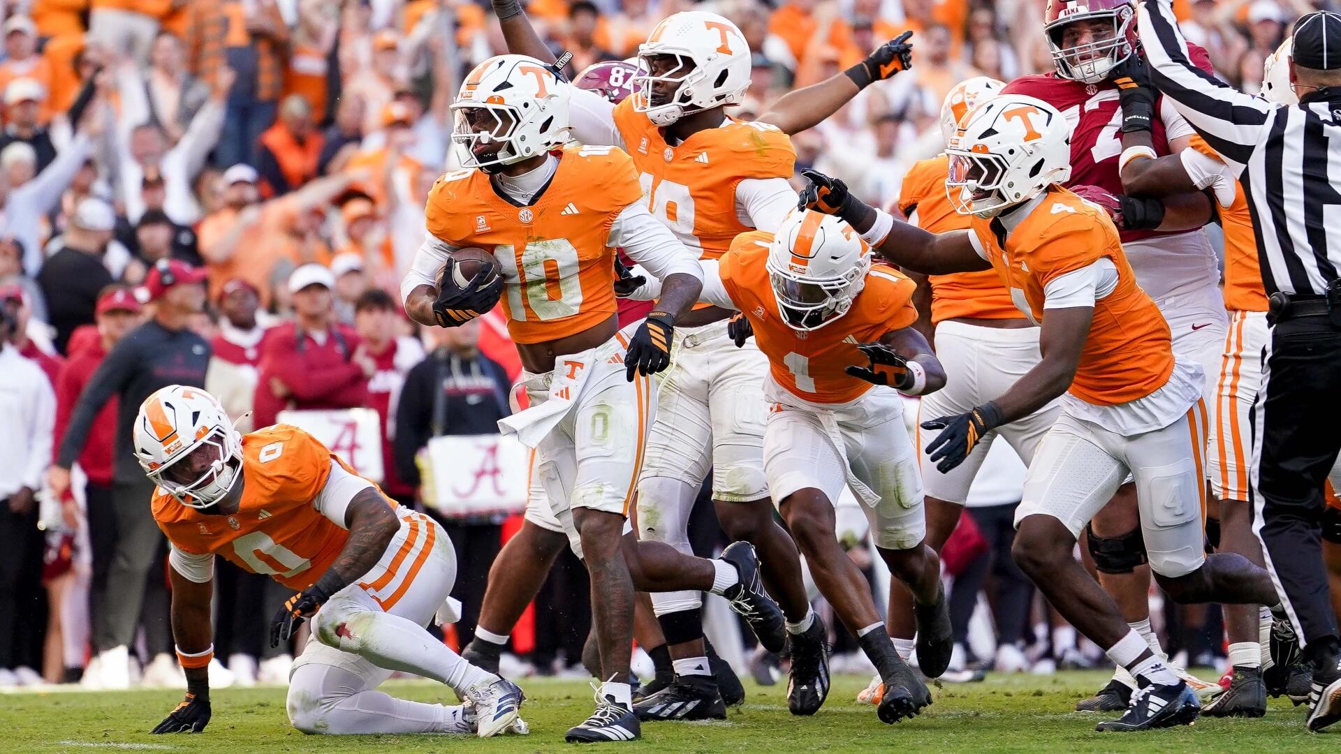 Jim Knowles Tennessee'nin savunmasını neredeyse bir gecede CFP kalibresinde bir güce nasıl dönüştürdü?