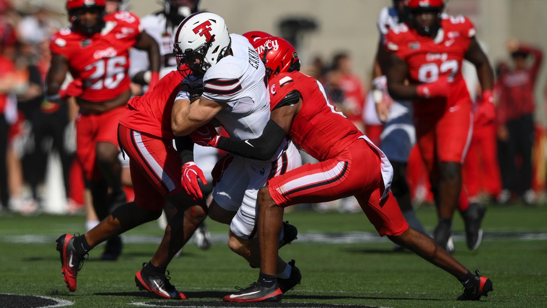 Coaches Poll top 25: Big 12 contenders Texas Tech, BYU slide in Week 9 college football rankings
