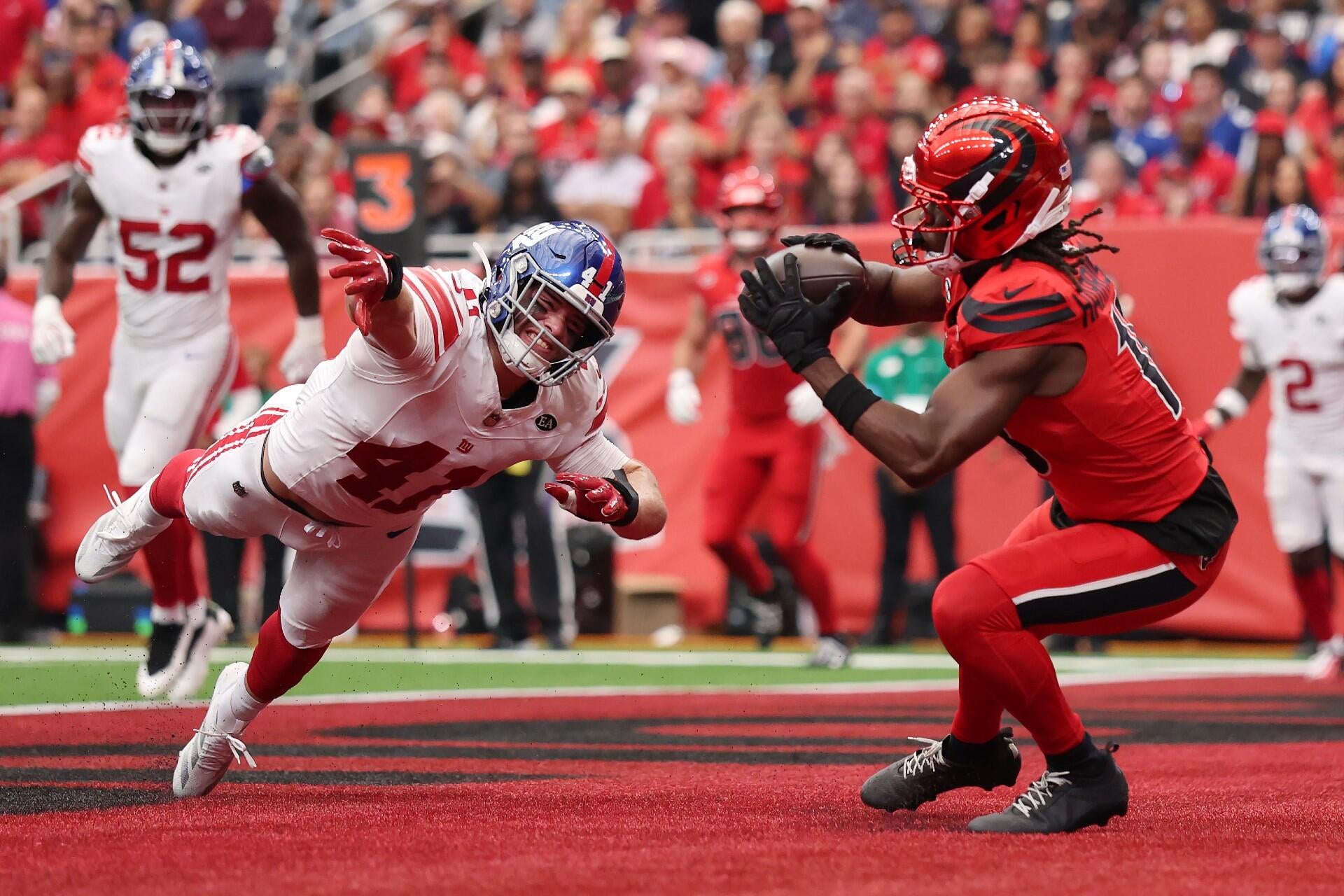 LOOK: Marvin Harrison Jr. catches first touchdown as a member of the Texans