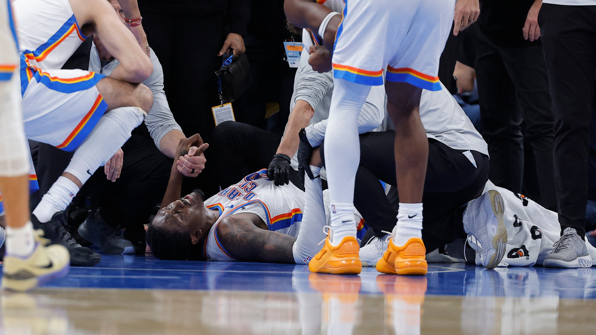 Thunder star Jalen Williams leaves on stretcher after gruesome leg injury vs. Clippers
