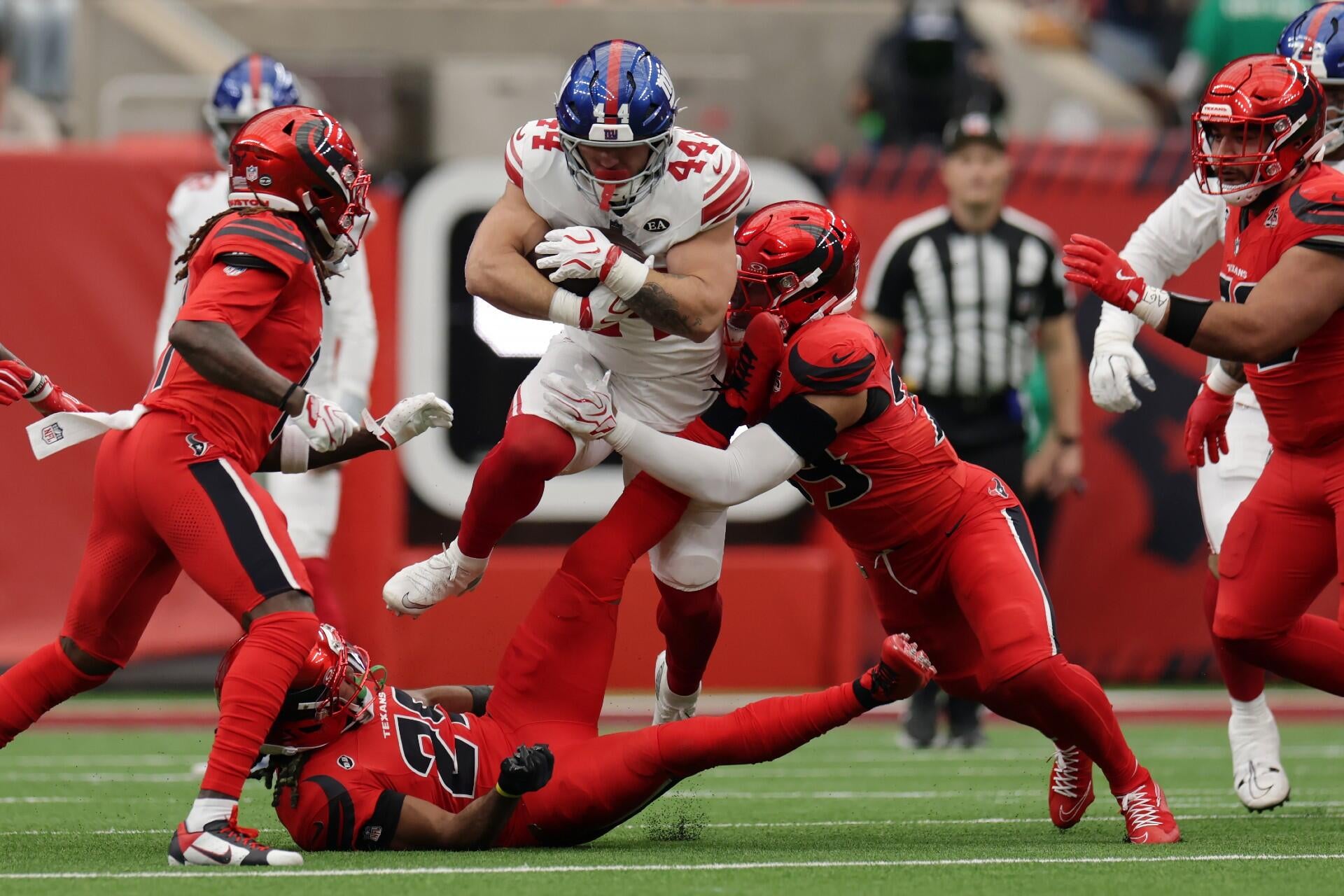 Giants coach John Harbaugh makes his feelings clear about Cam Skattebo penalty