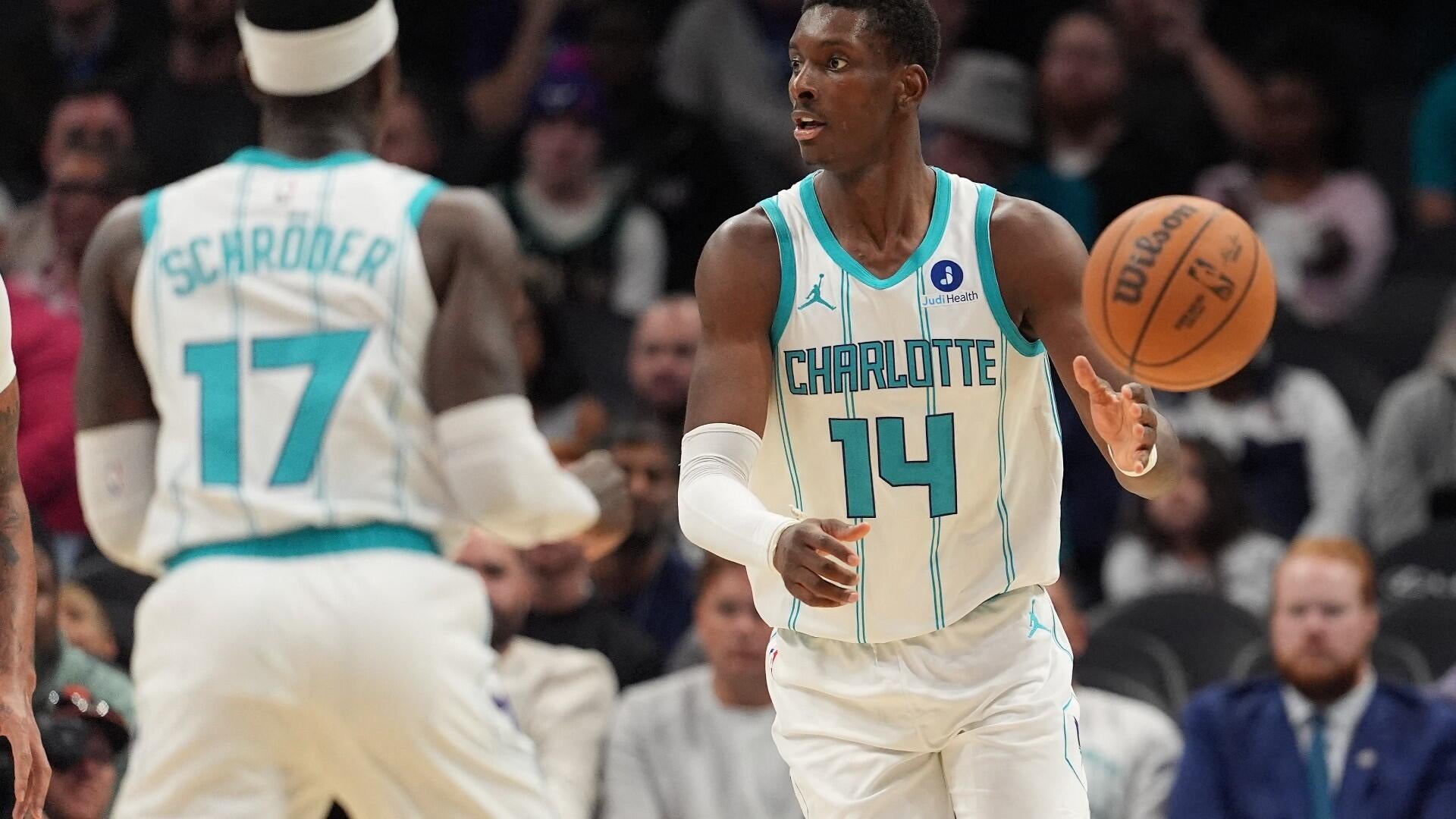 NBA DFS: Top DraftKings, FanDuel'in 30 Ekim Cuma gününe ait günlük Fantasy basketbol seçimleri arasında Dennis Schroder yer alıyor
