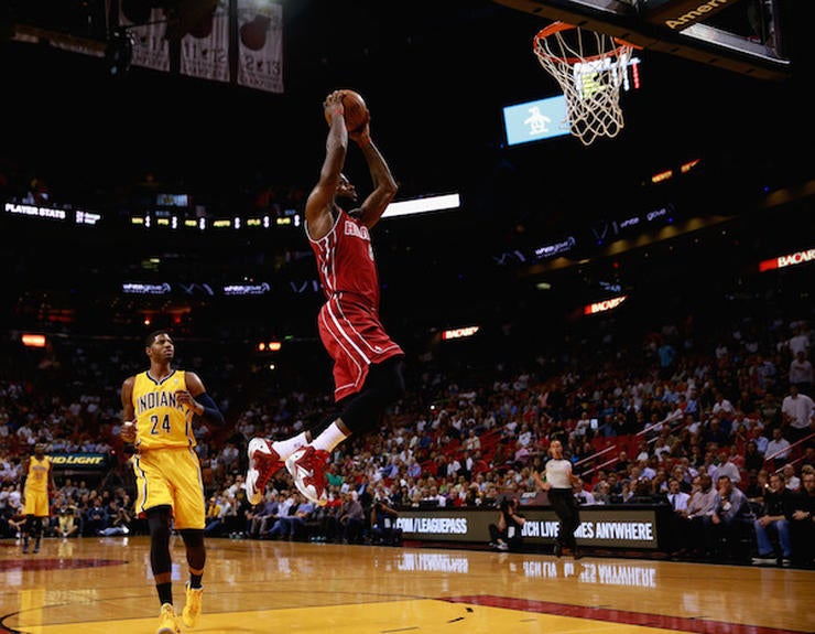 15 Times LeBron James' Clutch Moments Saved the Day