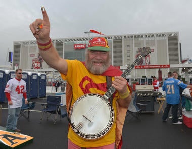 San Francisco 49ers superfans, from Banjo Man to the Guy with the Super  Bowl-Ring Hat