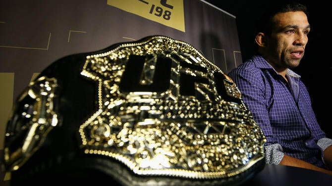 werdum-belt.jpg