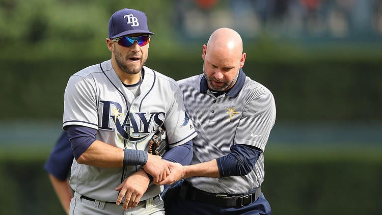 Rays' Kiermaier suffers hand fractures after missing diving catch