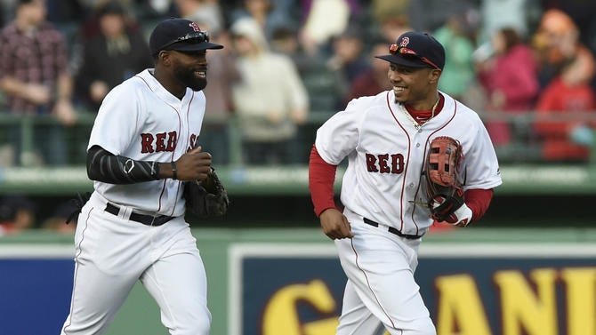 jackie-bradley-mookie-betts-red-sox.jpg
