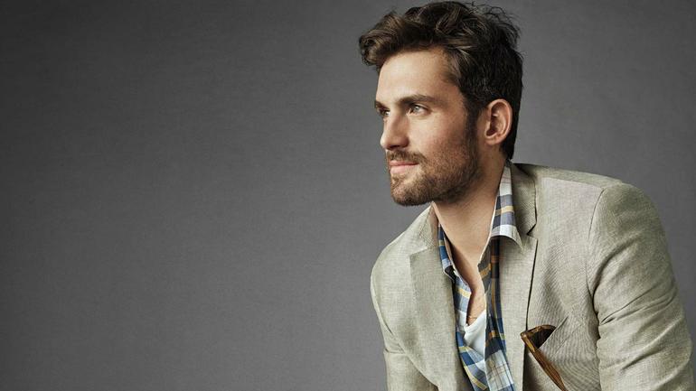 LOOK: Cavs' Kevin Love is the face of Banana Republic's summer campaign ...