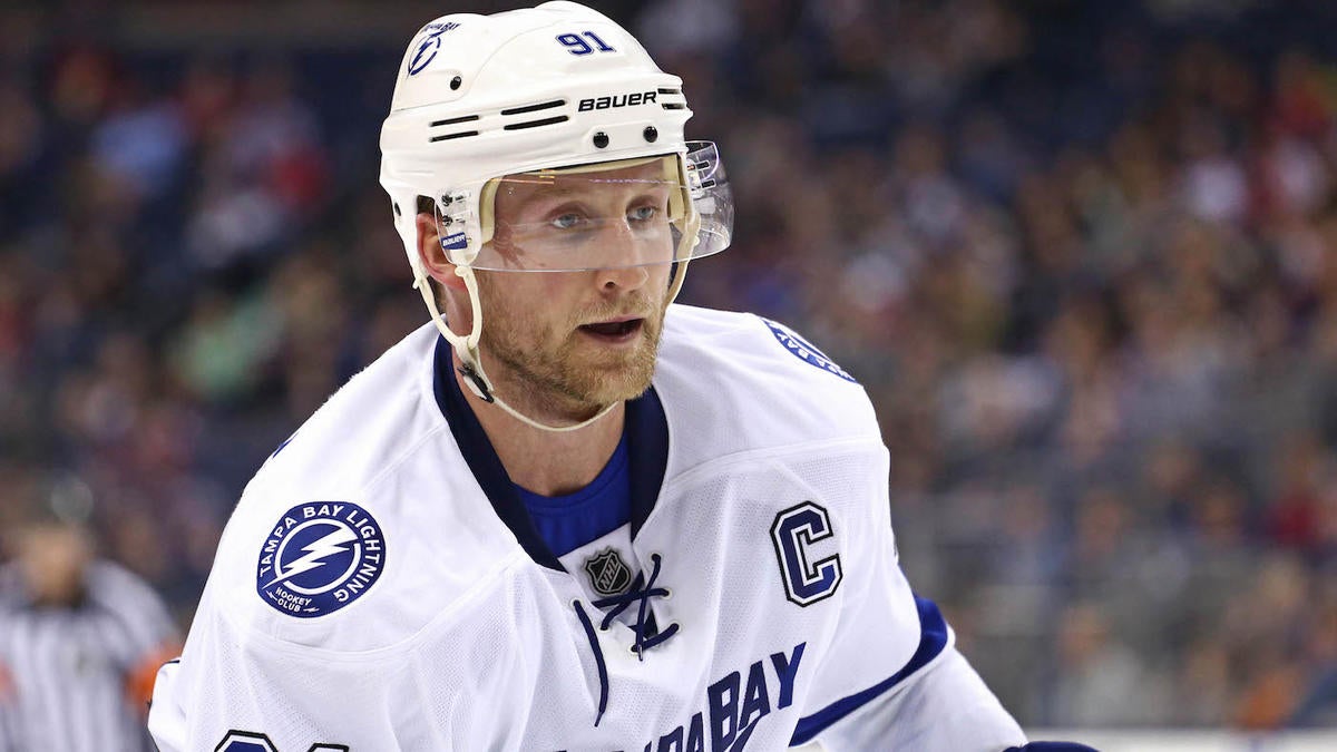 Lightning's Stamkos makes surprise return to lineup for Game 7 ...