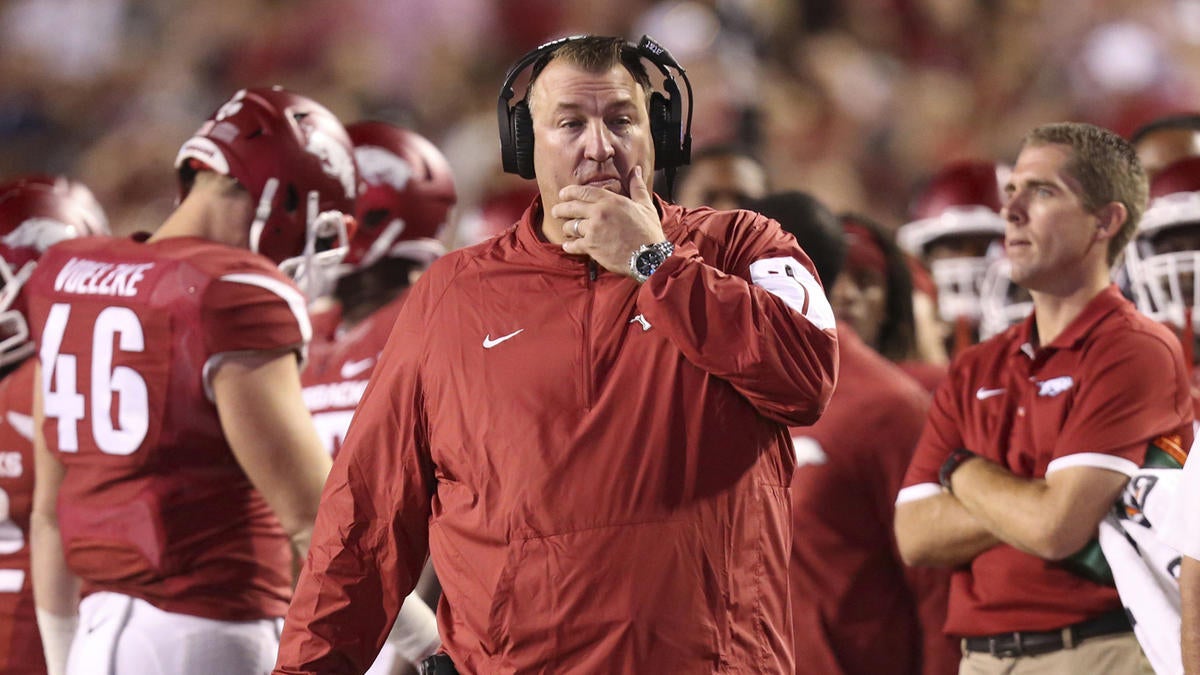 Arkansas coach Bret Bielema to players: Be more like Steph Curry, less ...