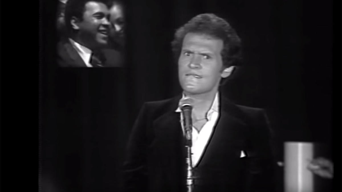 WATCH: The famous Billy Crystal 15 Rounds roast of Muhammad Ali you ...