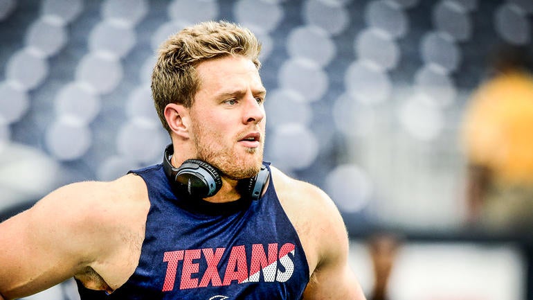 Leah Still's best bud, JJ Watt, is helping Devon learn the 