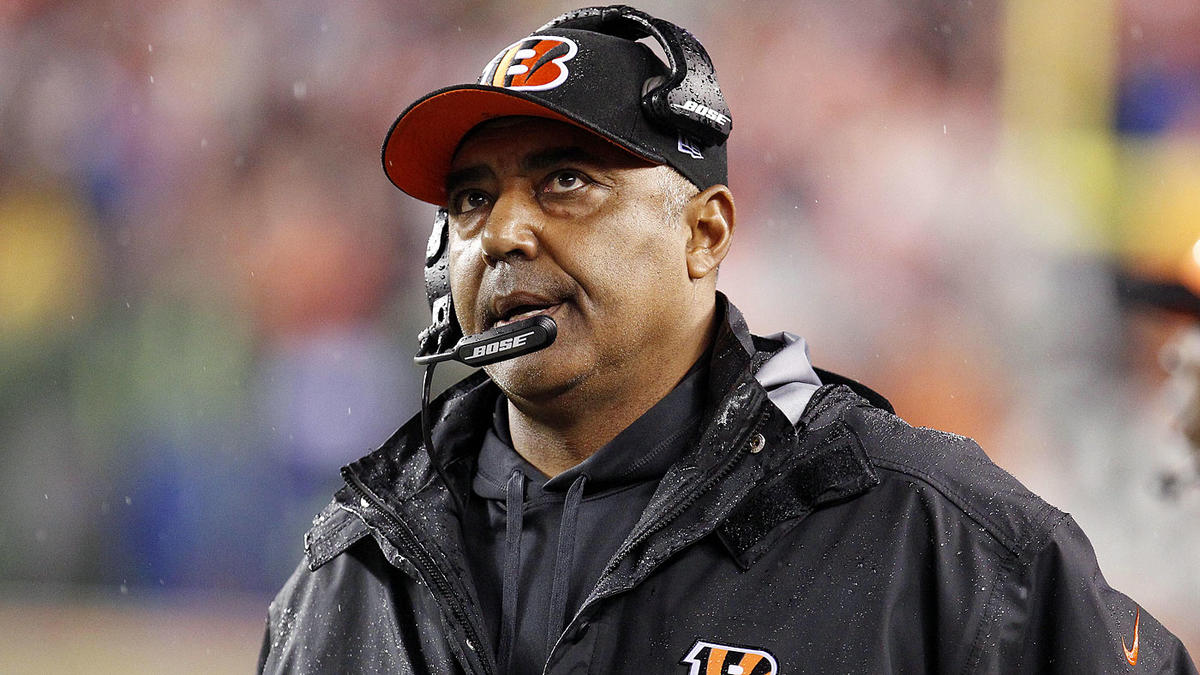 Marvin Lewis is 0-7 in the playoffs. So why is he still coaching