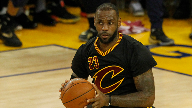 lebronsleeves.png