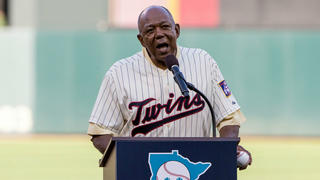 Orlando Cepeda honored by Negro Leagues Museum