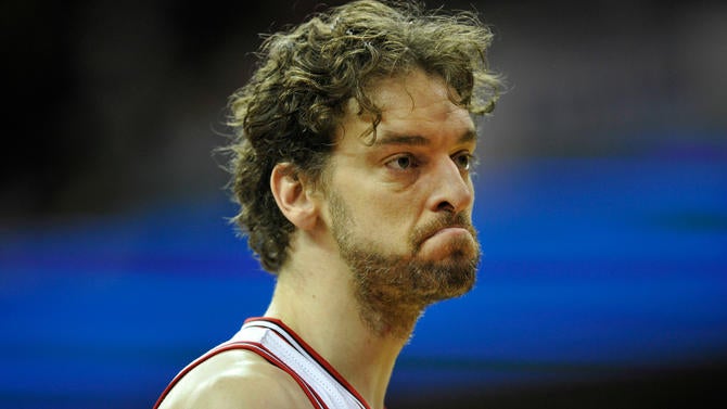 Pau Gasol does not look thrilled