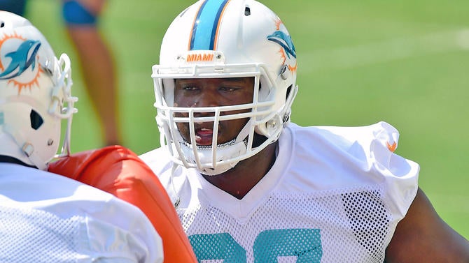 laremy-tunsil.jpg
