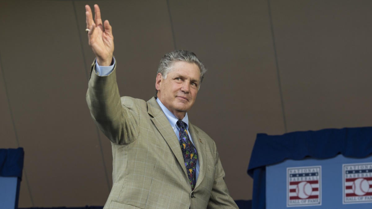 Tom Seaver dies: Reaction and condolences to the Hall of Famer's death pour  in from inside and outside of MLB 