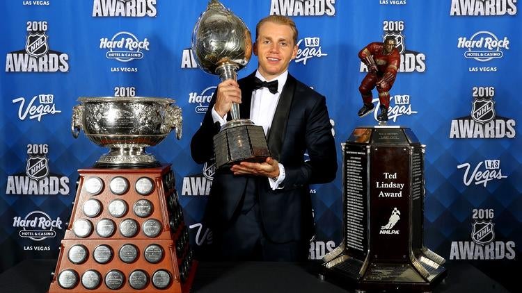 Chicago's Patrick Kane wins the Hart Trophy as NHL MVP