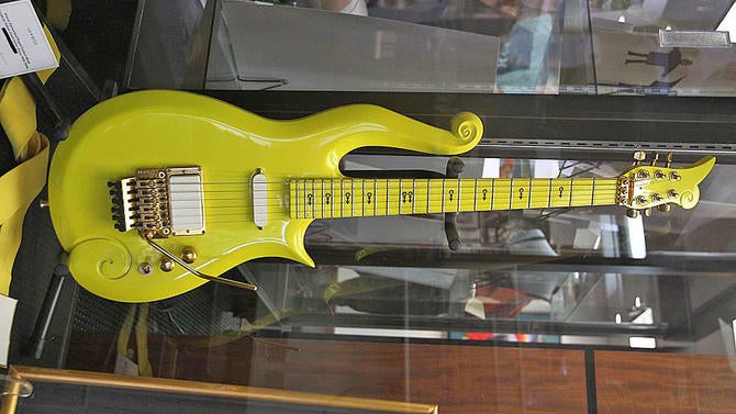 prince-guitar.jpg