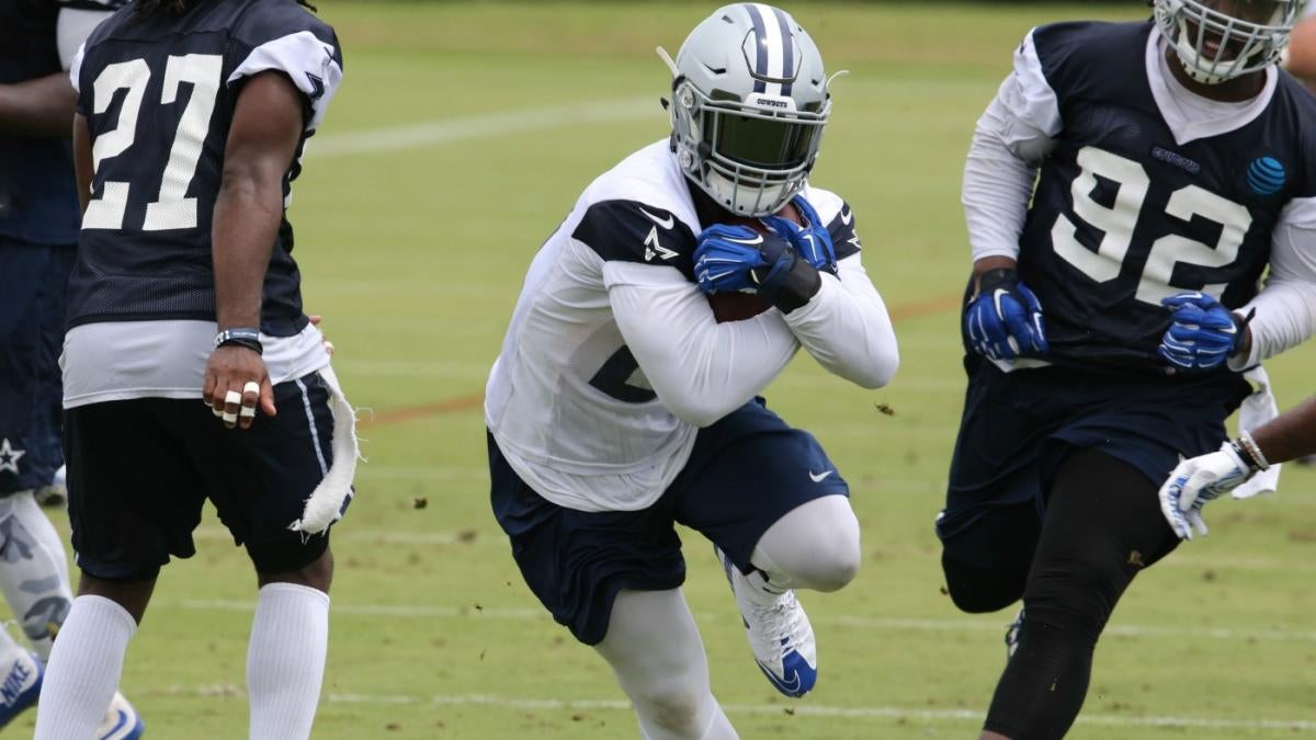 McFadden resembling Murray while carrying load for Cowboys