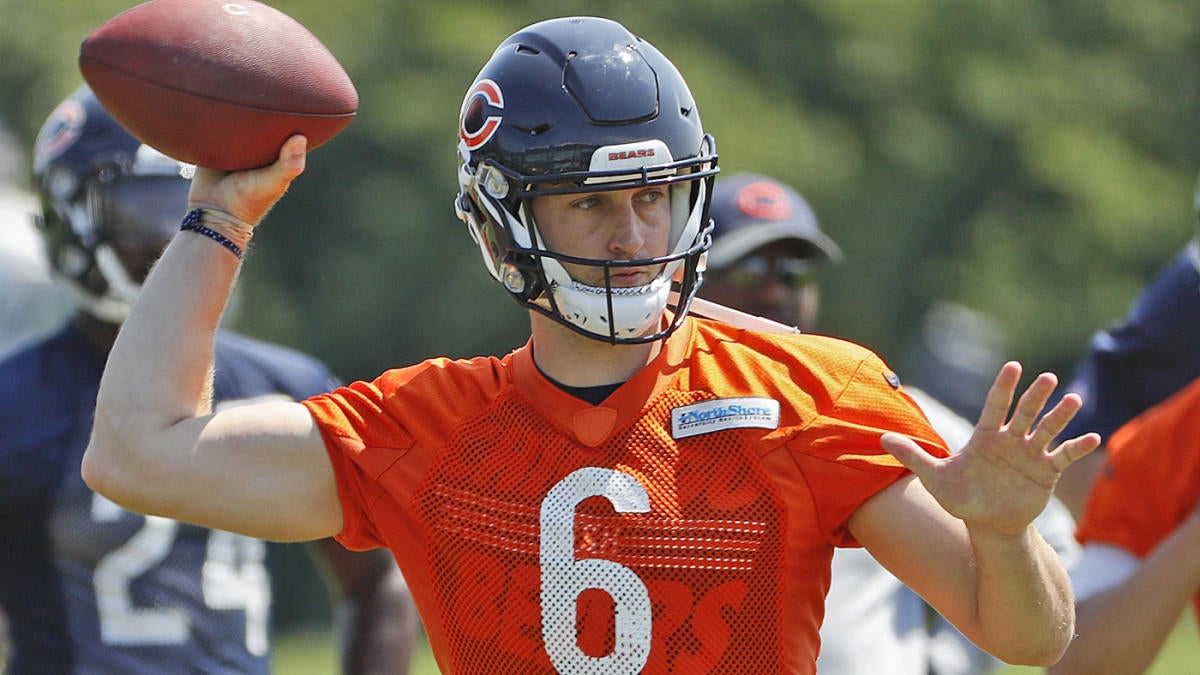 Bodybuilder Jay Cutler Says Sharing Name With QB Is 'Rough on